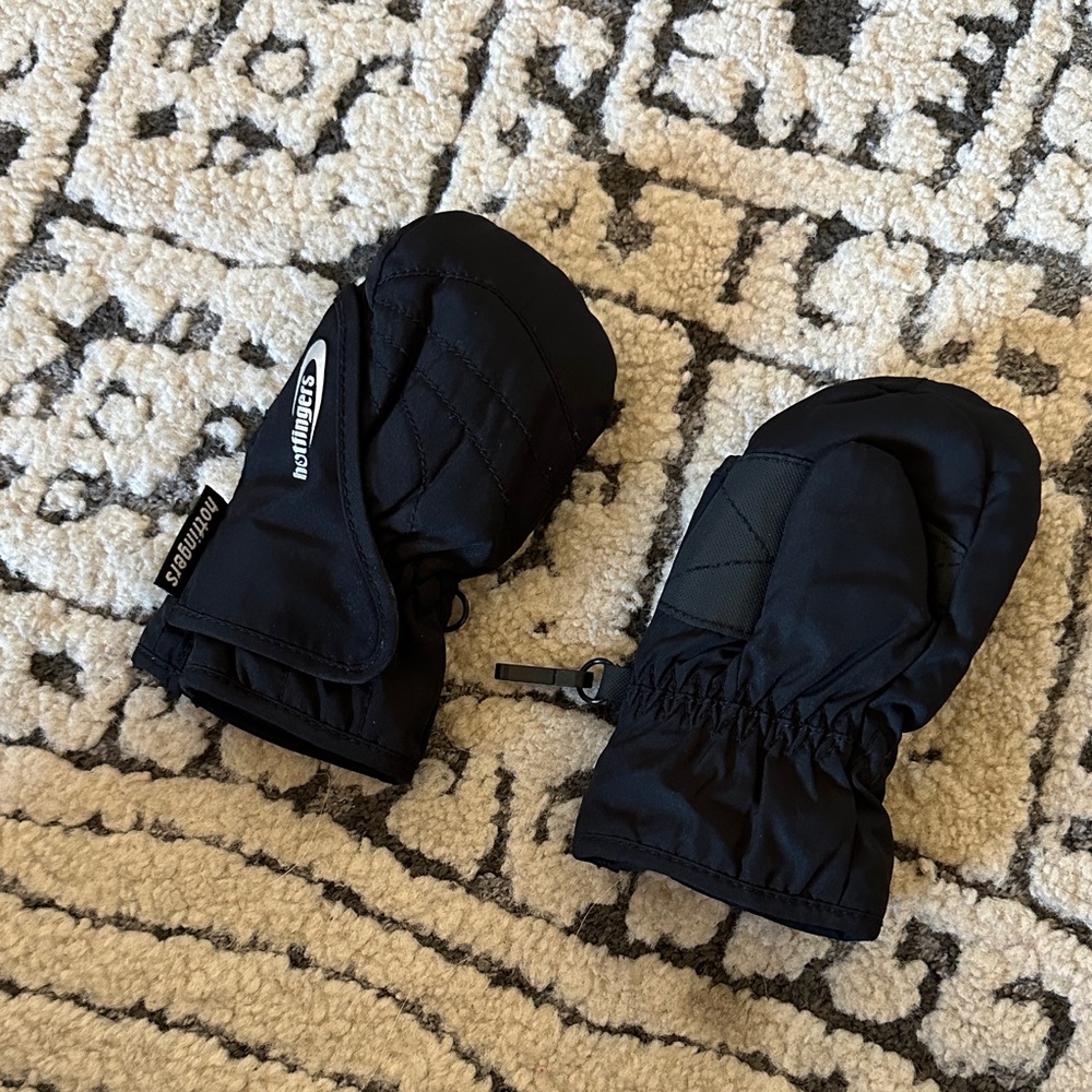 Waterproof Kids Mittens in Black